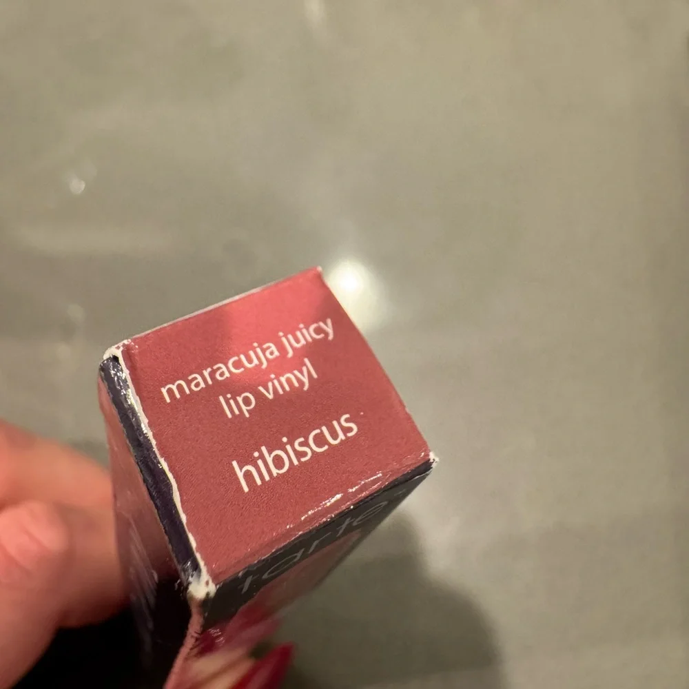 Tarte Maracuja Lip Vinyl Gloss in Hibiscus Mauvey Pink NIB